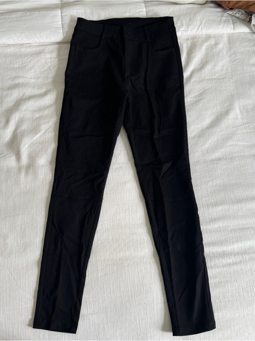 SHEIN Black Slim Pants
